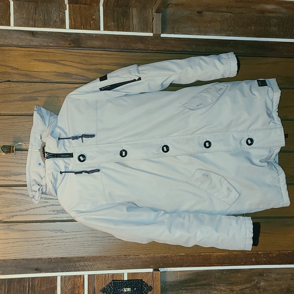 TNA Parka - Picture 3 of 4